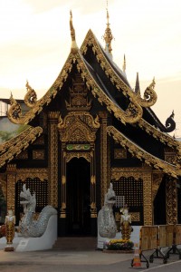 Wat Inthakin Sadue Muang